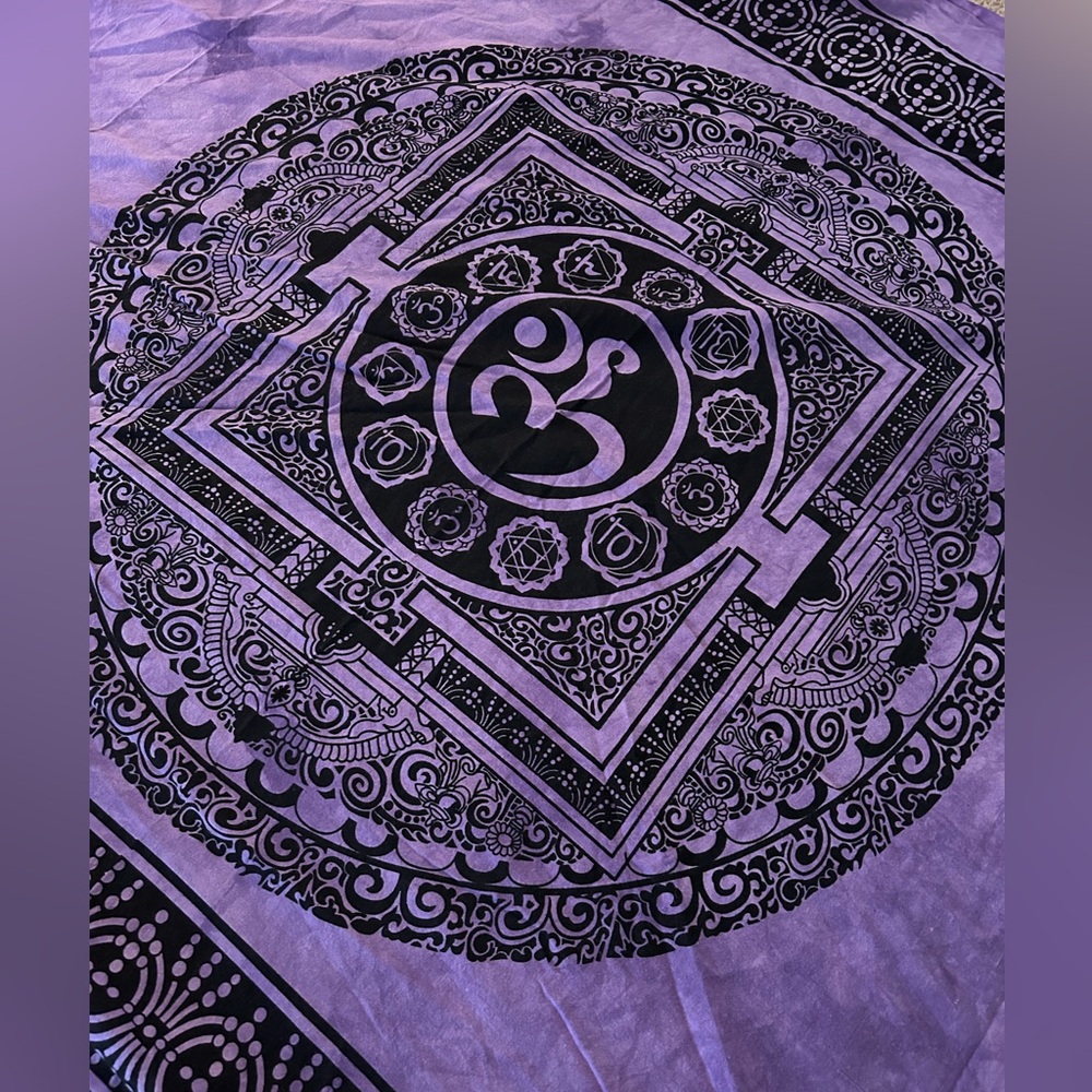 Gorgeous Vintage Gypsy Rose OM Tapestry Coverlet Purple Tie Die